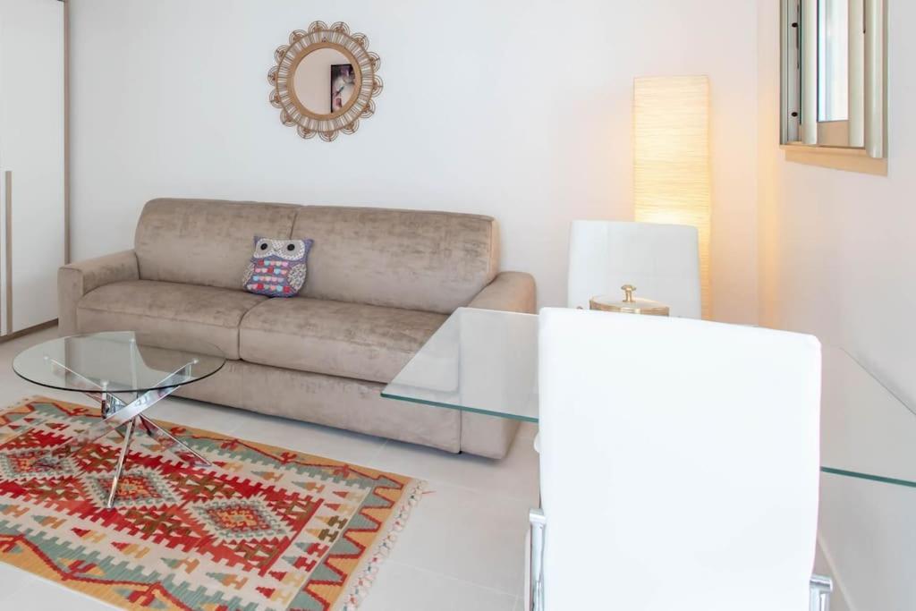 Appartement Lumineux Avec Apercu Pointe Croisette Cannes