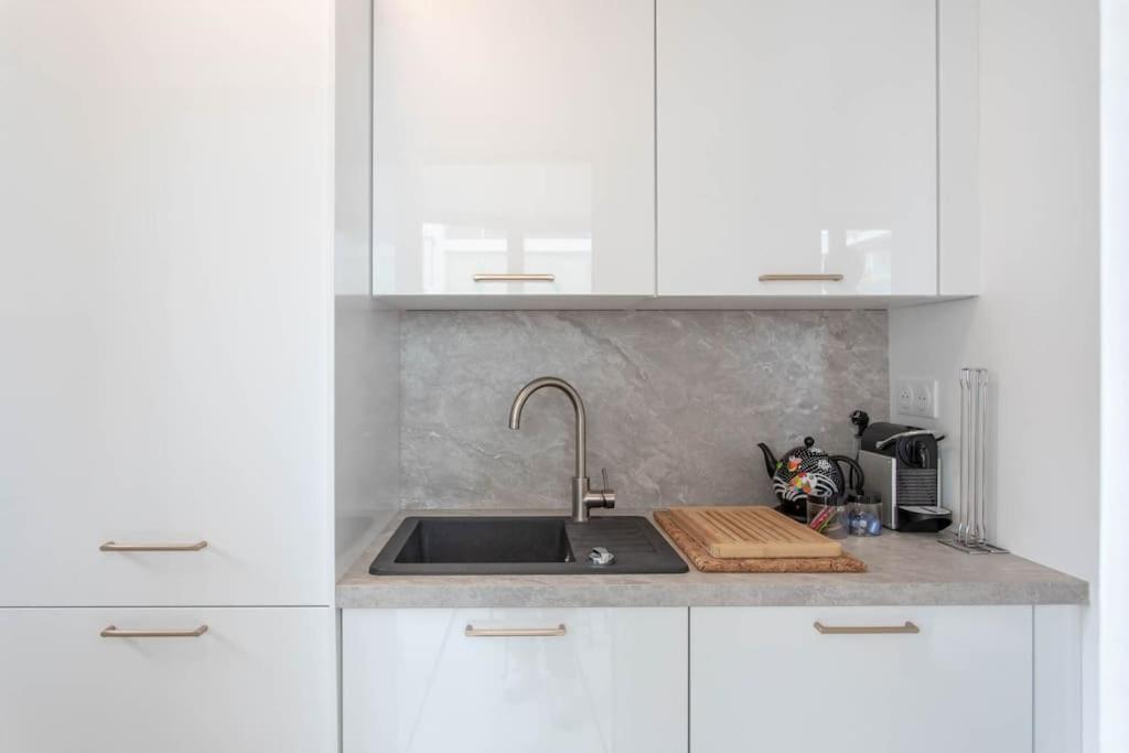 Lumineux Avec Apercu Pointe Croisette Appartement *